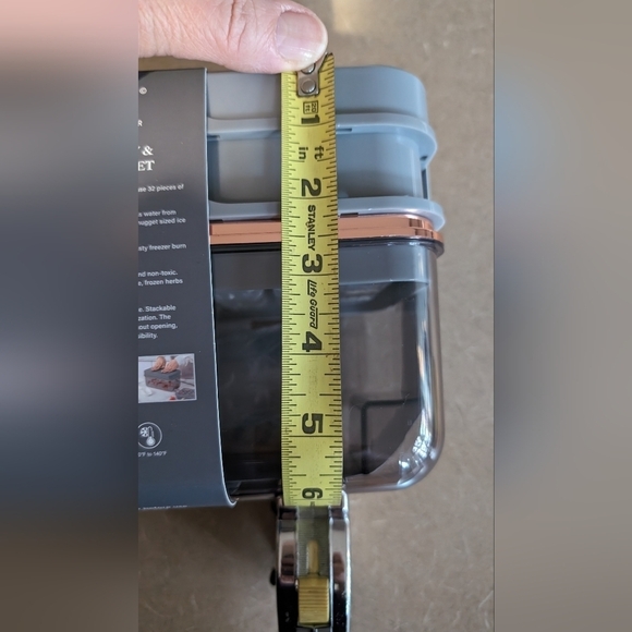 CWC Ice Cube Trays & Storage Set - New - Picture 6 of 7